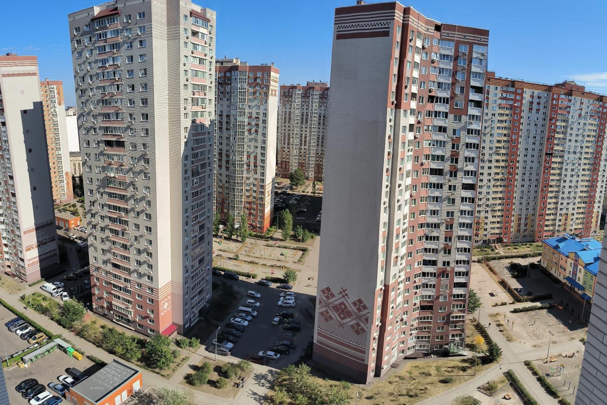 Apartment Near Metro Pozniaky Kiev Exterior foto
