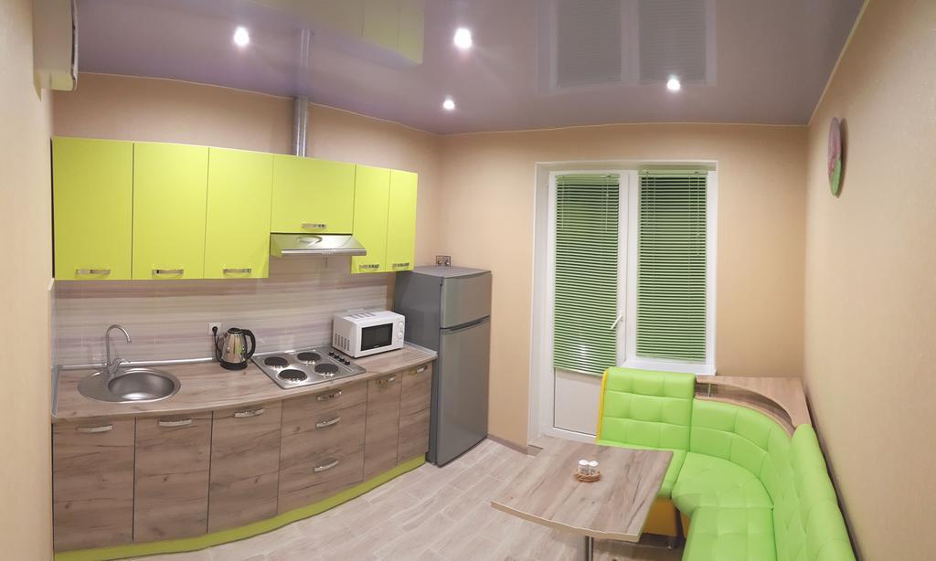 Apartment Near Metro Pozniaky Kiev Exterior foto